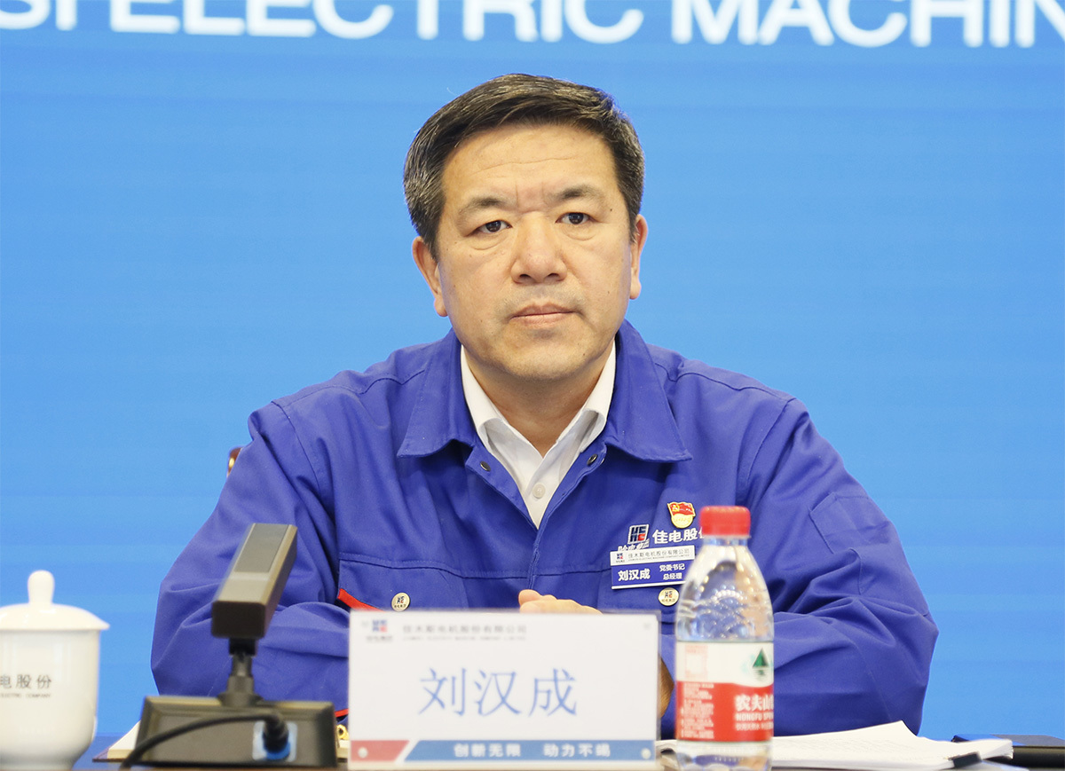 7B9605B6E3ACE2212F0E10951A0_28E33917_40A62.jpg?e=