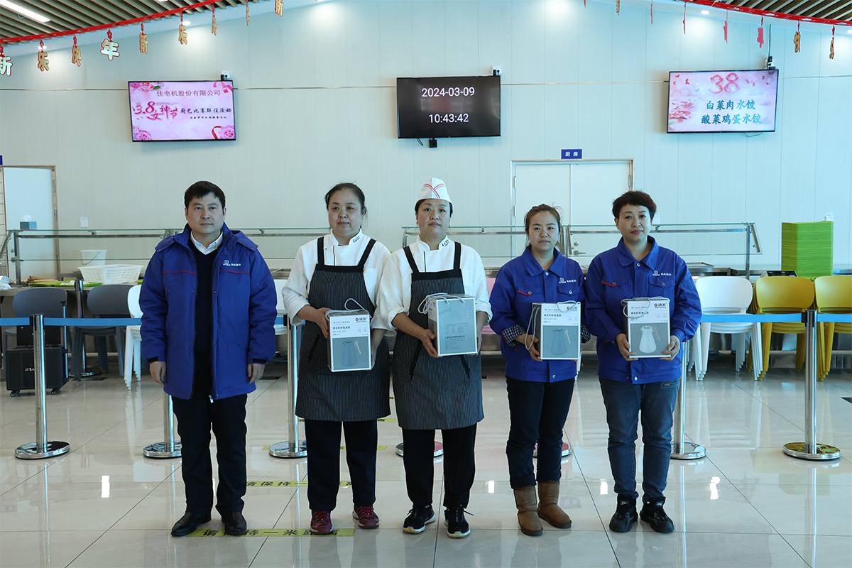 2D92C0C63C01F81C5AFDFFB9554_D1BD7698_57567.jpg?e=