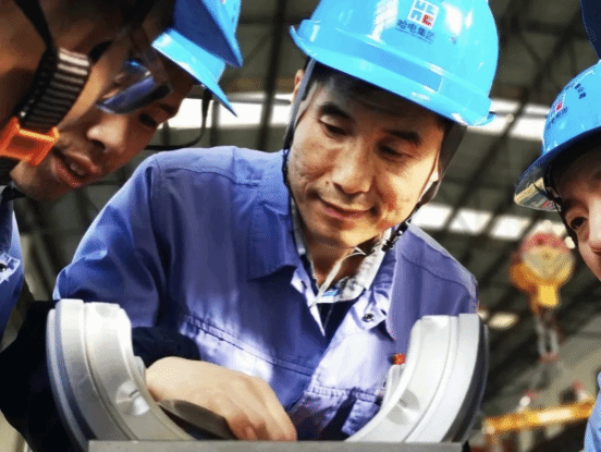 D31DC453F39DD3CB7C6C31489F3_E00FE334_1CD85