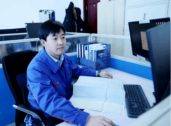 82E04E50A0D270009F593BBEF2C_A2E50518_18FB3